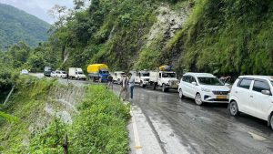 closes National Highway 10 again