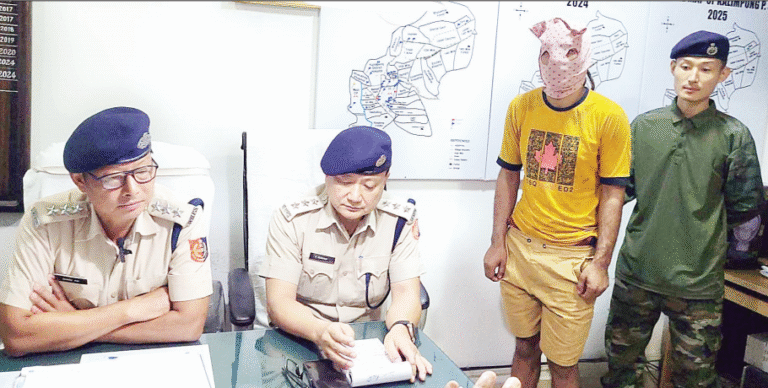 Read more about the article मन्दिर र गुम्बामा चोरी गर्ने समूह उदाङ्गो मुख्य आरोपी पक्राउ