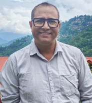 पाद्री गङ्गाप्रसाद प्रधान स्मृति पत्रकारिता पुरस्कार वरिष्ठ पत्रकार प्रमोद गिरीलाई