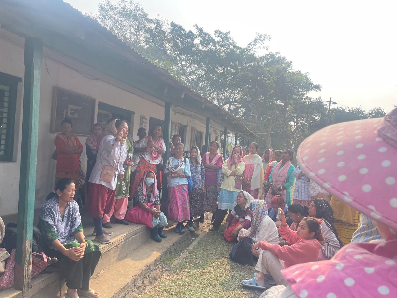 बिगाको विरोधसितै बगान प्रबन्धकले मनमानी गरेको आरोप