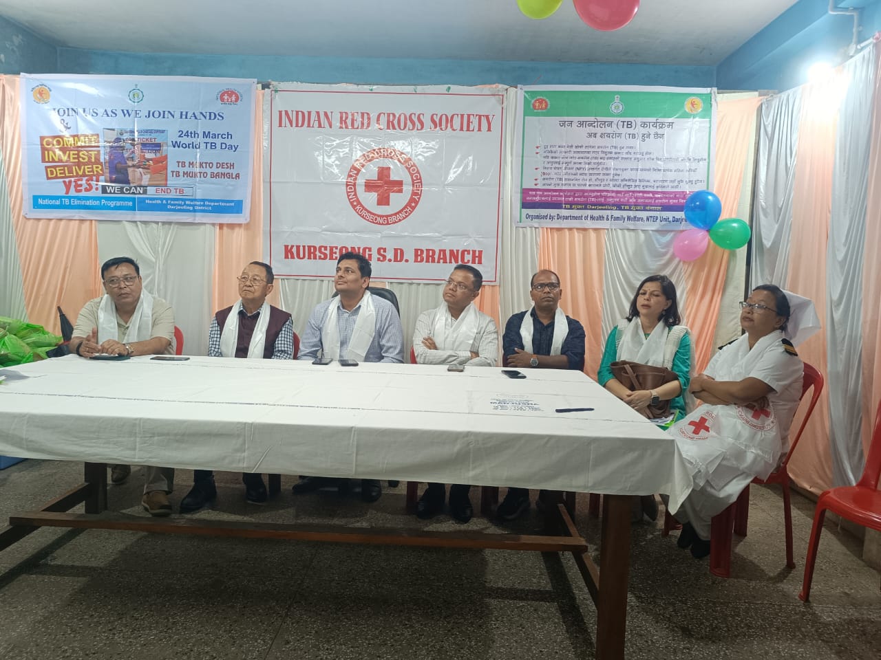 खरसाङ्मा क्षयरोगमुक्त अभियानलाई लिएर कार्यक्रम अनि बिमारीहरुलाई पोषणयुक्त खाद्यान्न वितरण
