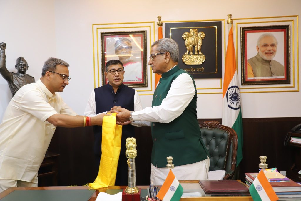 Sikkim BJP meets Governor Mathursang
