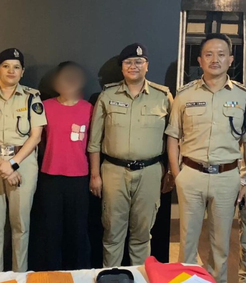 ब्राउन सुगरसहित होटलबाट एक युवती पक्राउ