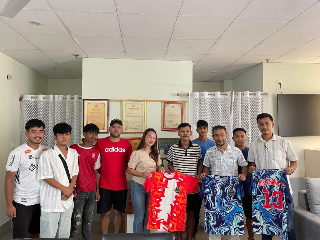 Sponsorship to Jorthang FC by AGM Tenzing Norbu
