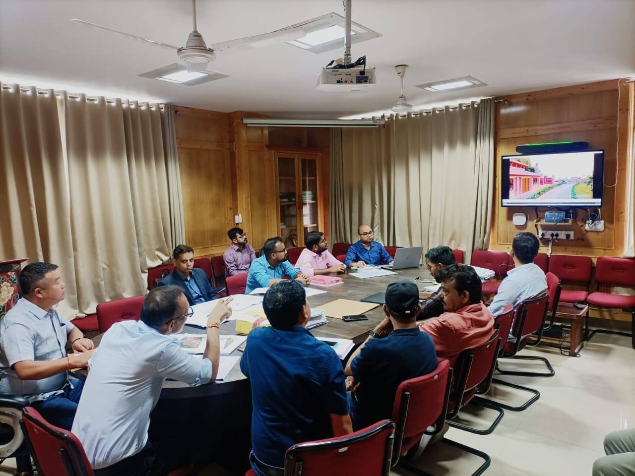 मानेबुङ देन्ताम पर्यटन परियोजनामाथि उच्चस्तरीय बैठक