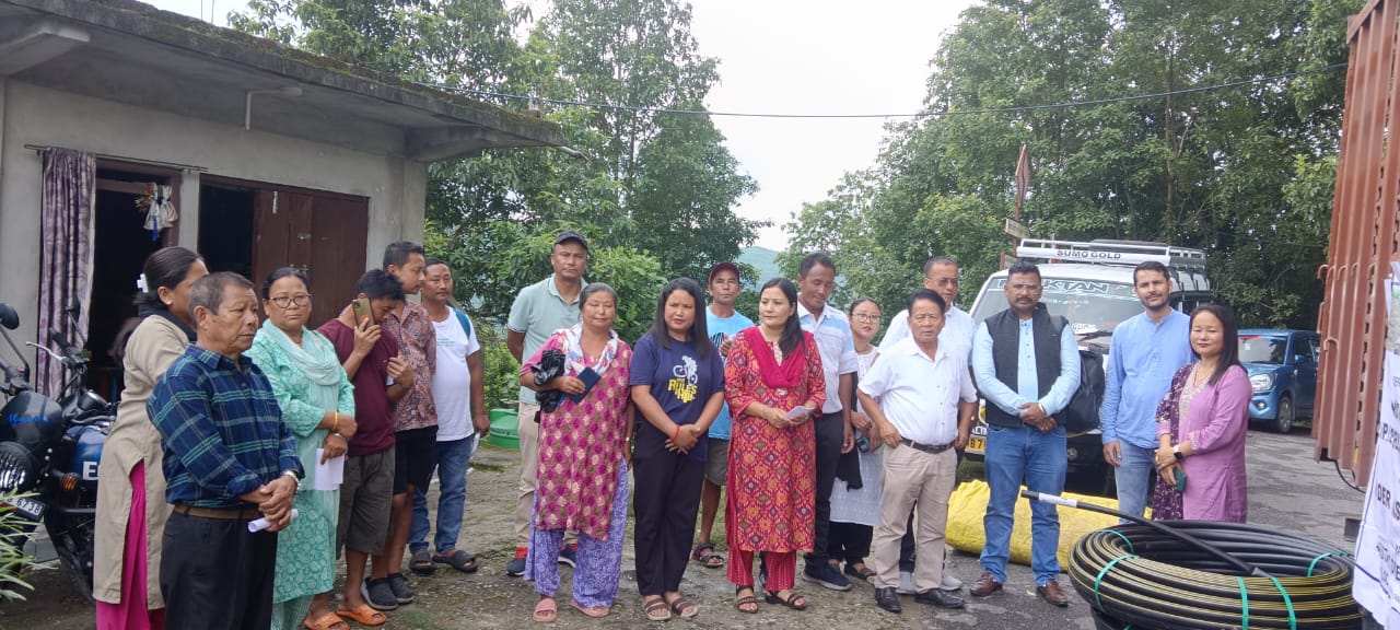 बीकेएसवाई-द्वारा कृषकहरुलाई कृषि सामाग्री प्रदान