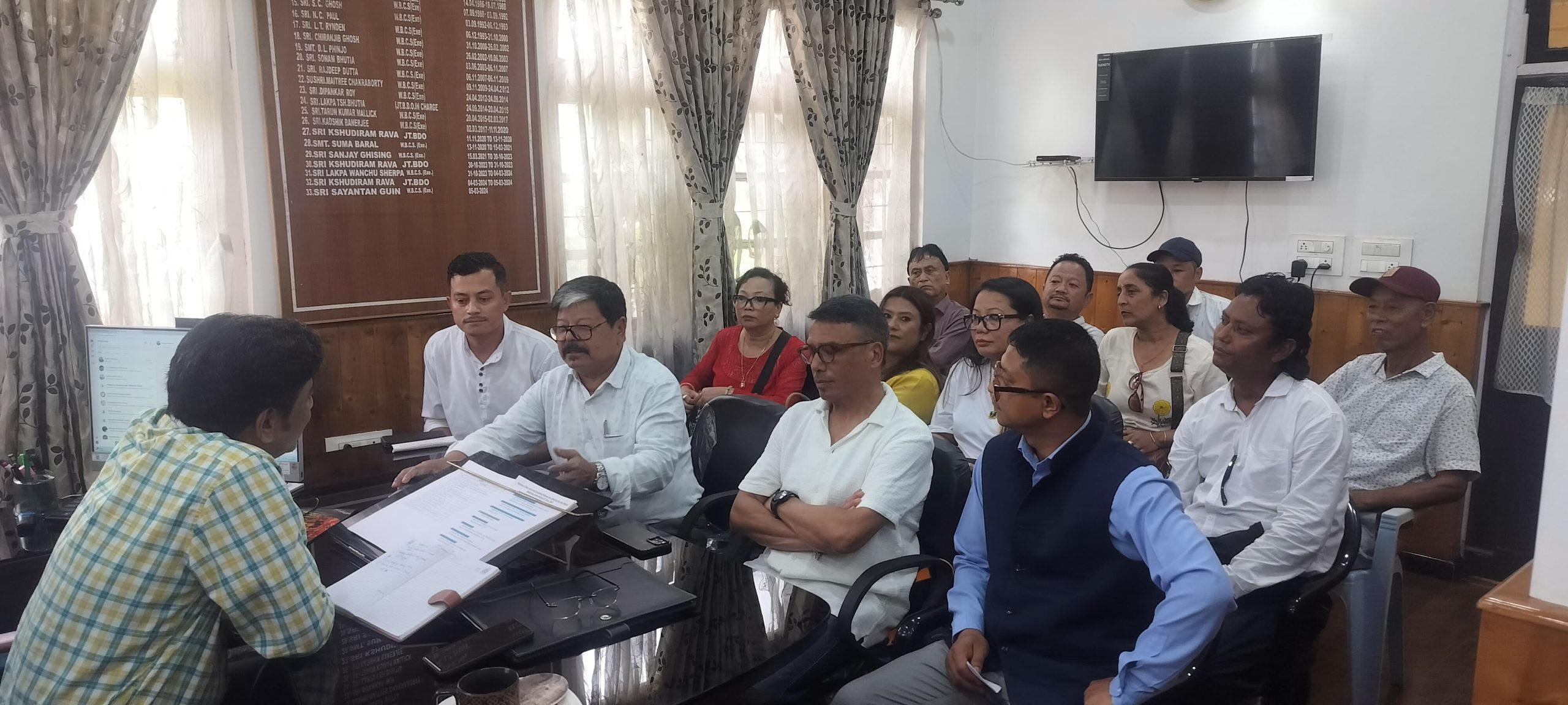 Read more about the article ठेकादार वा एजेन्सी-लाई मात्रै फायदा होइन जनतालाई फायदा पुग्नुपर्छ : भाजपा