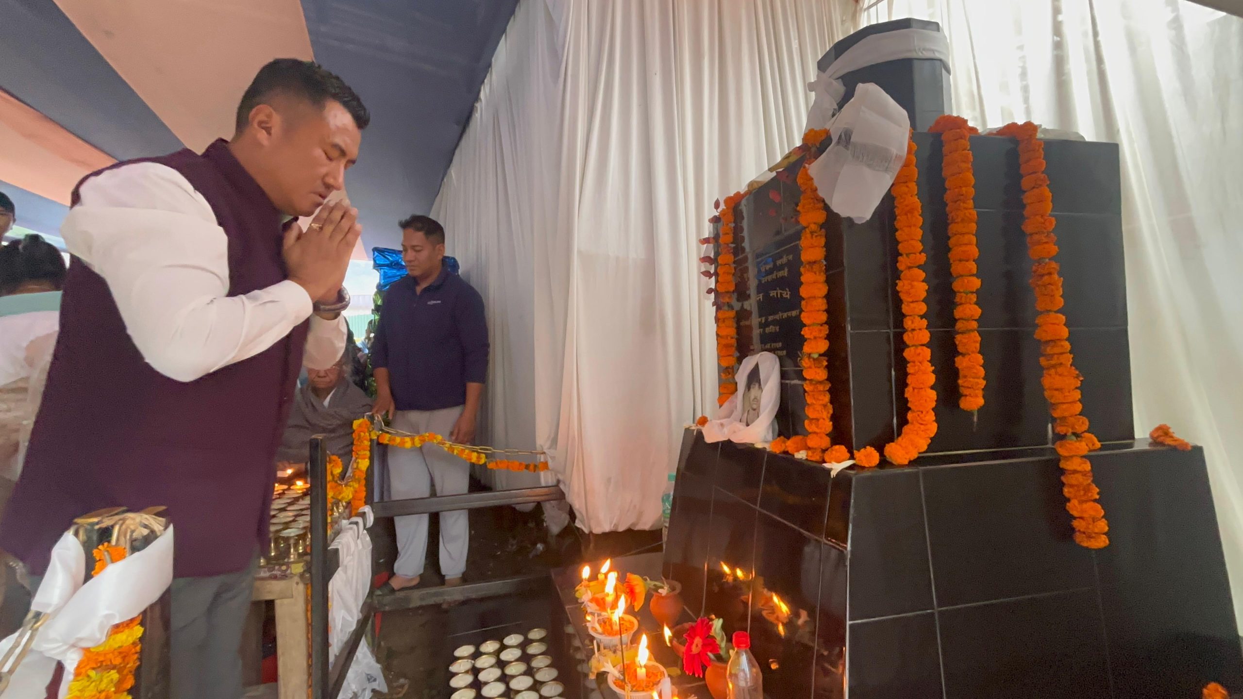 Read more about the article सहिद परिवारको साथमा सदर-1 समष्टिमा सहिद दिवस पालन