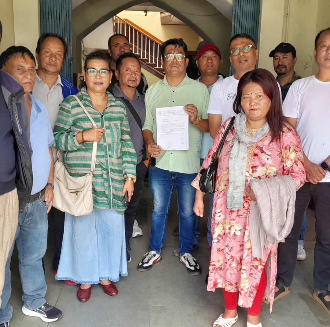गोर्खा चेलीमाथी अत्याचार भएकोमा पहाड किन मौन : एलएम लामा