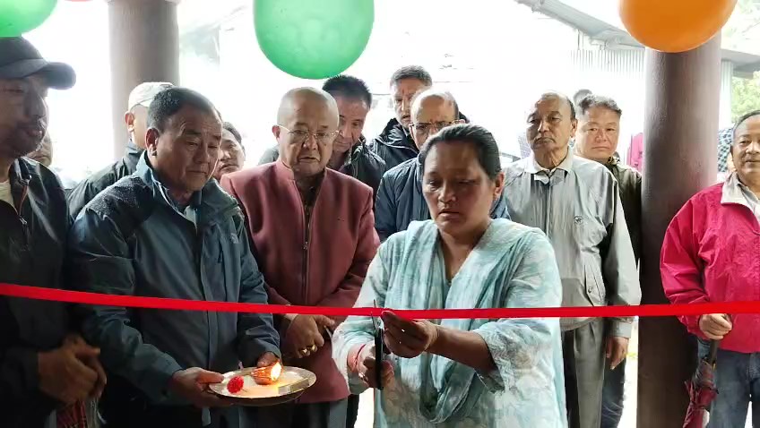 धोतरिया चियाबारीमा सार्वजनिक भवनको उदघाटन