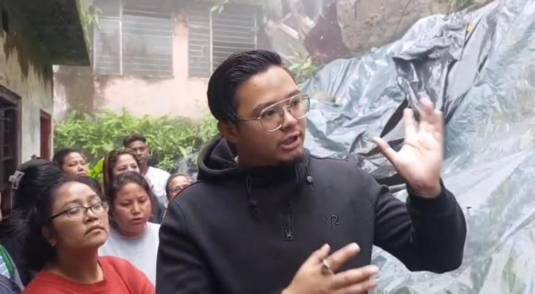 पुन: निर्माण अनि पीडित परिवारहरुलाई पुनर्वास माग