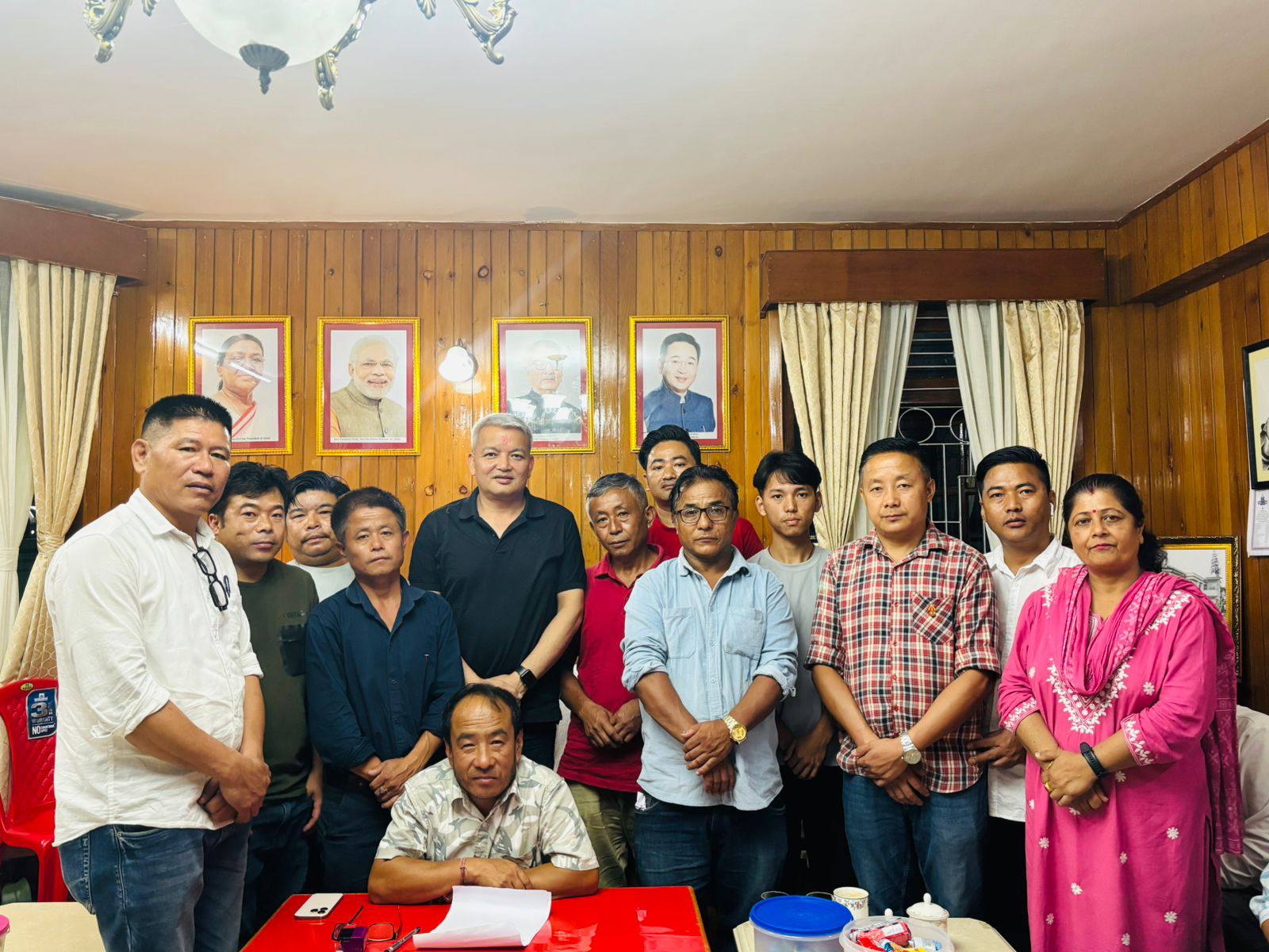 एसडीएफका 12 परिवारद्वारा एसकेएमको समर्थन