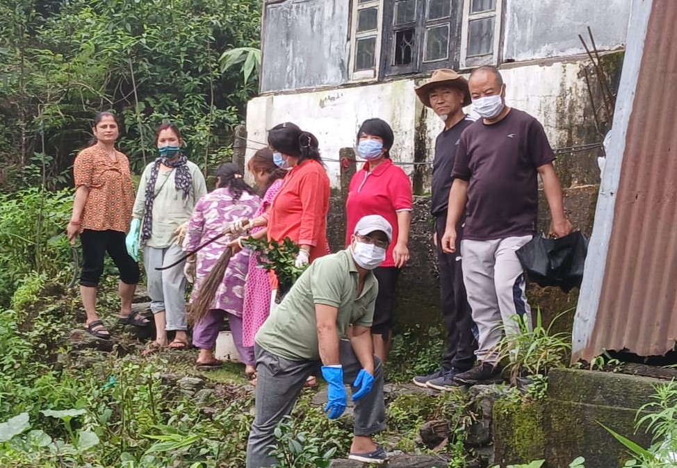 सुबेदार बस्ती ग्राम सुधार समितिको सफाई अभियान