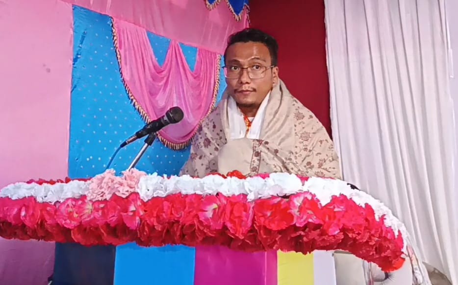 अनिल तामाङ डब्ल्यूबीपीएससी परीक्षा उतिर्ण