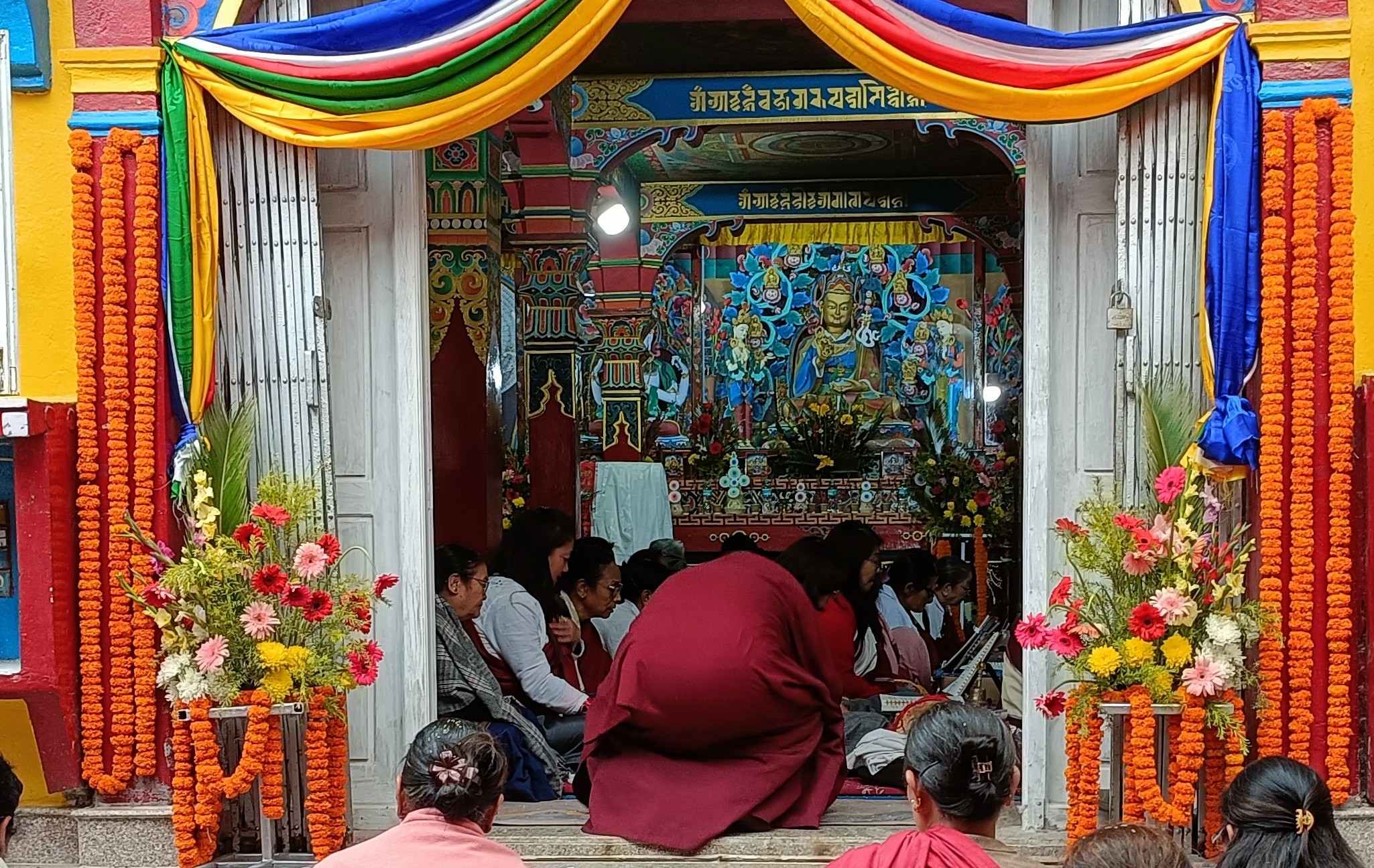 टाँसी साम्तेनलिङ गुम्बामा शुक्रवारदेखि पाँच दिवसीय बज्रगुरु मन्त्र जप एवं पूजा आरम्भ