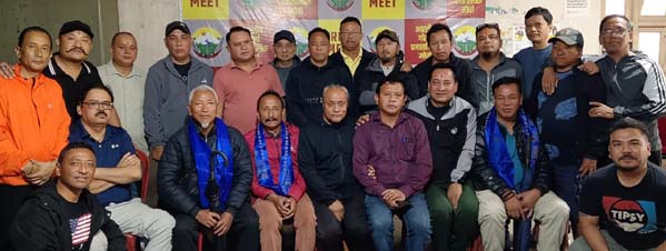 खरसाङ नगरपालिका ठेकेदार वेलफेयर संगठनको सभा सम्पन्न