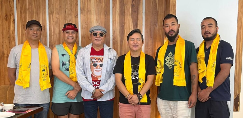 राजु लामाले भेटे गीत-सङ्गीत शिरोमणि डा. किङ्गलाई