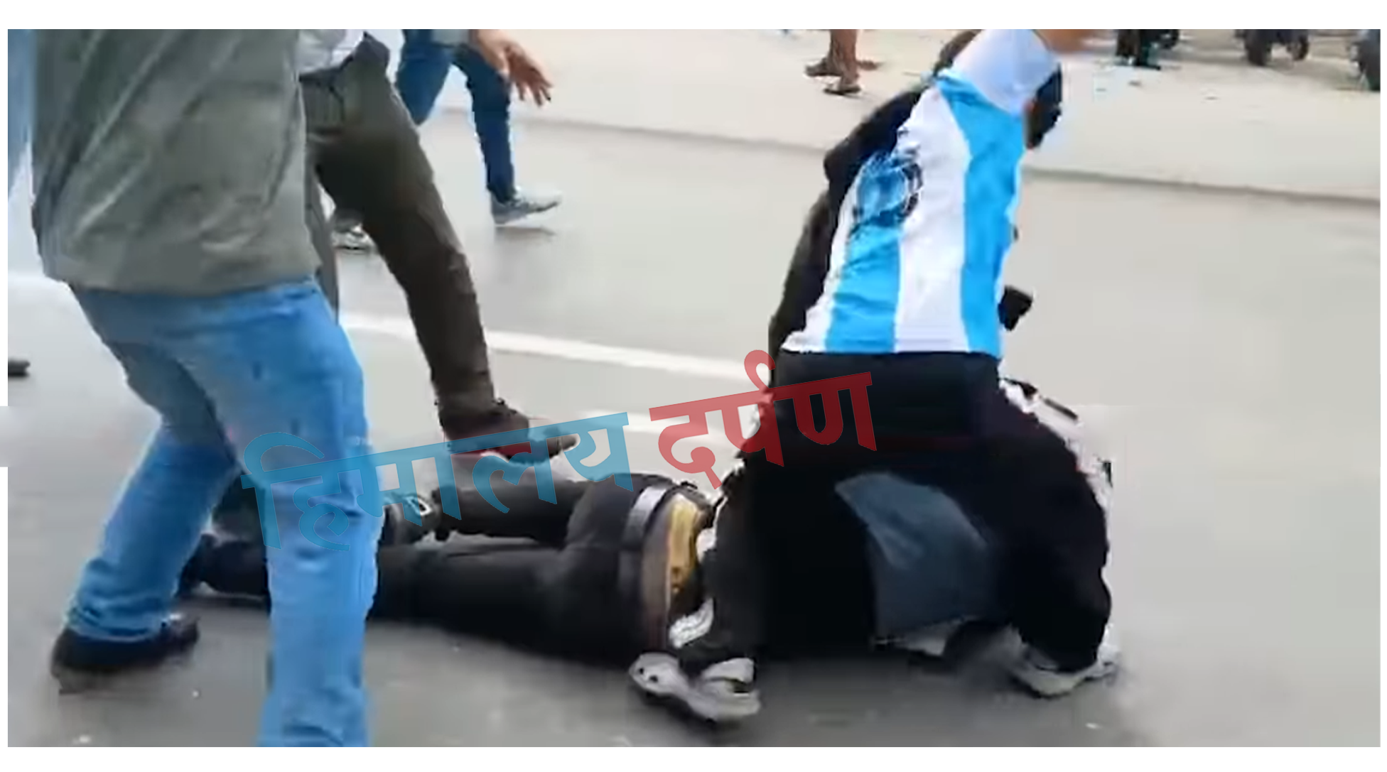 Read more about the article परिवर्तनका लागि आन्दोलित रहेका जेनजीबीच भयो कुटाकुट