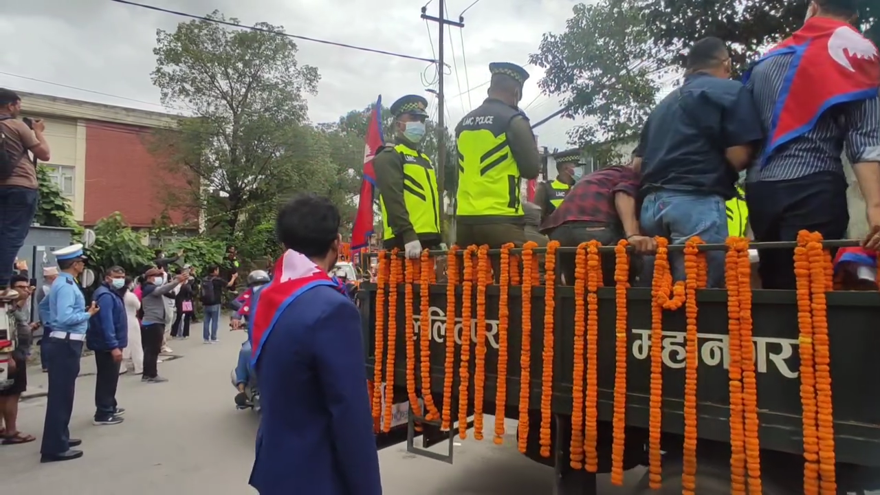 Read more about the article जेन जीका शहीदहरूलाई श्रद्धासहित लगियो पशुपतिघाट