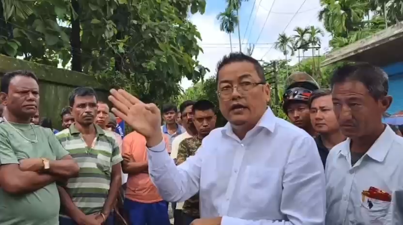 Read more about the article बोनस सम्बन्धी समस्या बुझ्न अजय एडवर्ड्स लोवर फागुमा