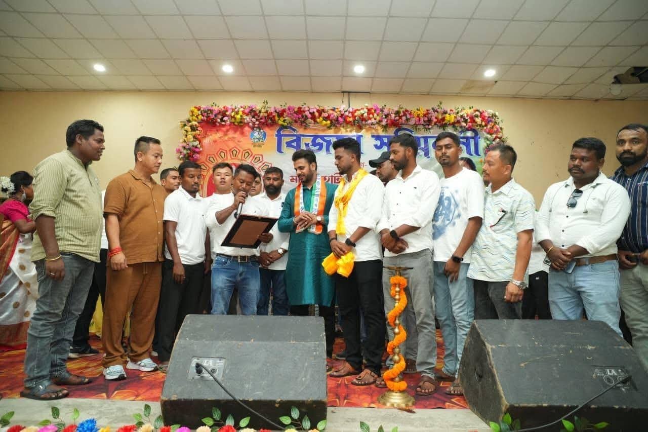 तृणमूलको विजया सम्मिलनी भव्य रूपले पालन