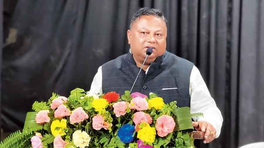 सभासद मिलेस राईकाे सक्रिय पहलमा यातायात सुचारू