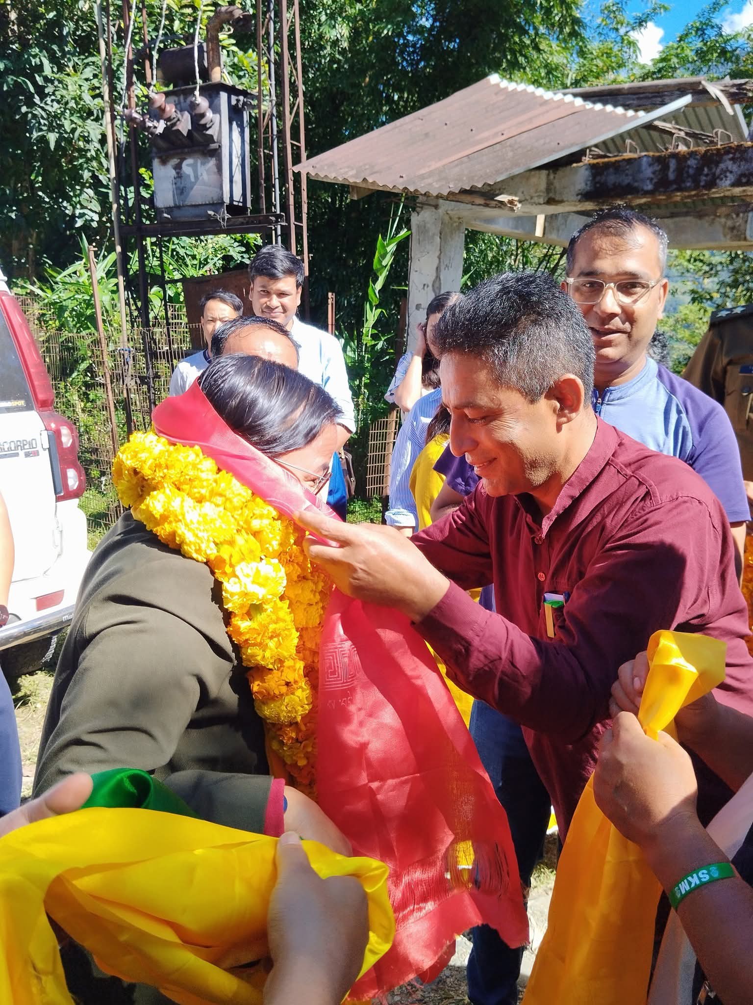 Read more about the article विधायक थापाद्वारा लिङ्मूको वन्य क्षेत्रमा कार्यालयको उद्घाटन