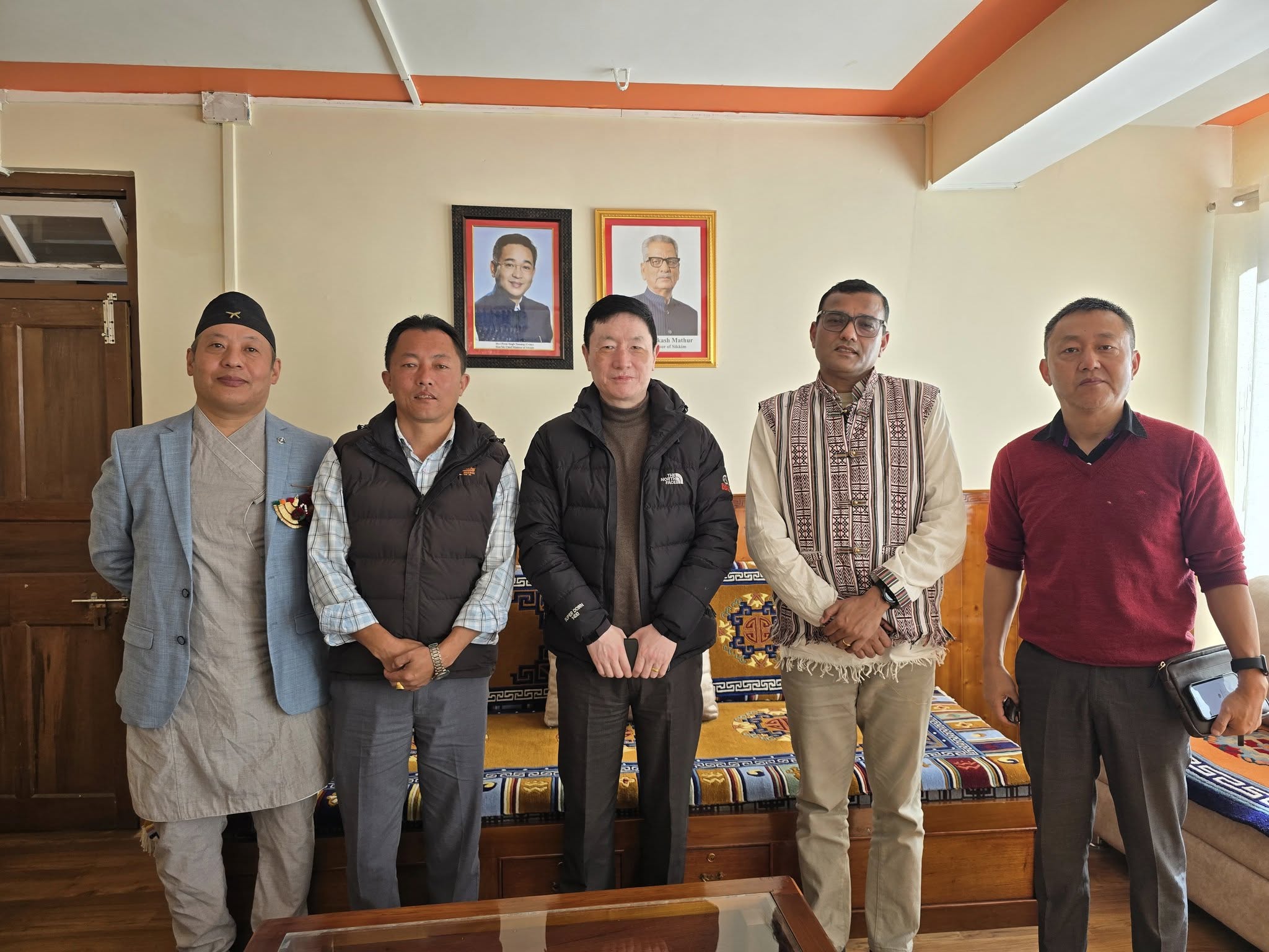 नवनियुक्त उपप्रमुख जिल्लाधिकारी शरण दासलाई स्वागत