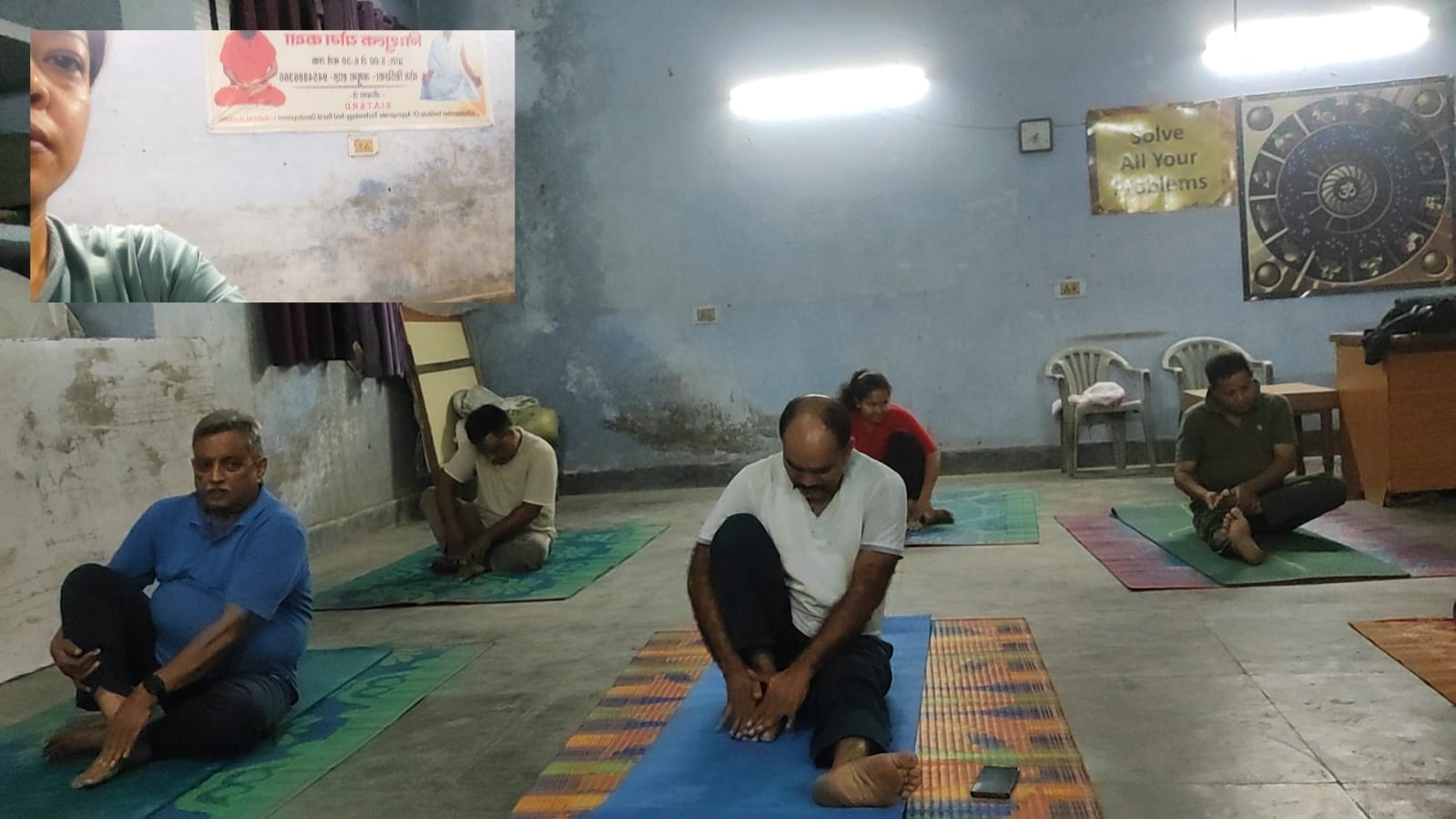 मानिसहरूलाई स्वस्थ रहने तरीका सिकाउँदै रमेश सिंह छेत्री