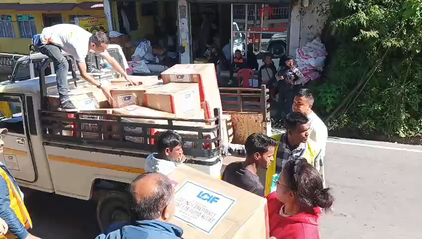 दुई सय पैह्रो पीडितहरूलाई राहत सामग्री गरियो वितरण